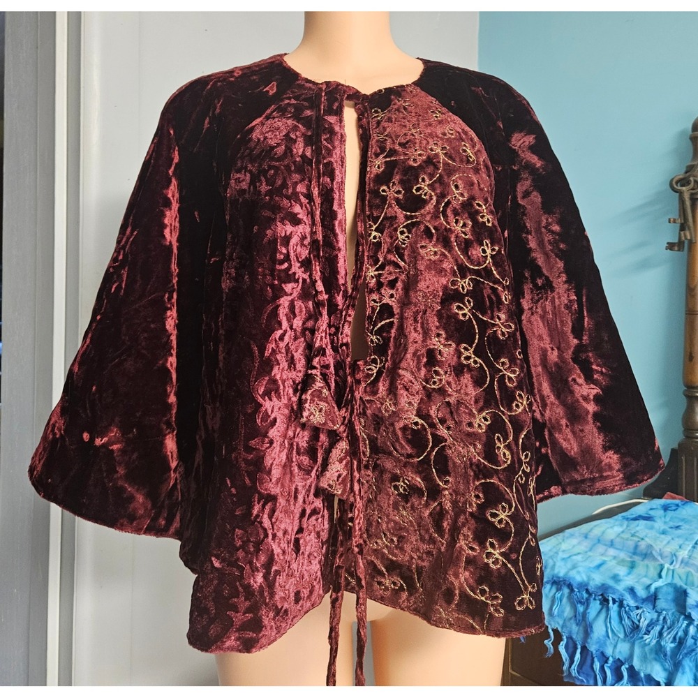 Vintage Y2K Burgundy Burnout Velvet Embroidered Cape Jacket Boho Renaissance